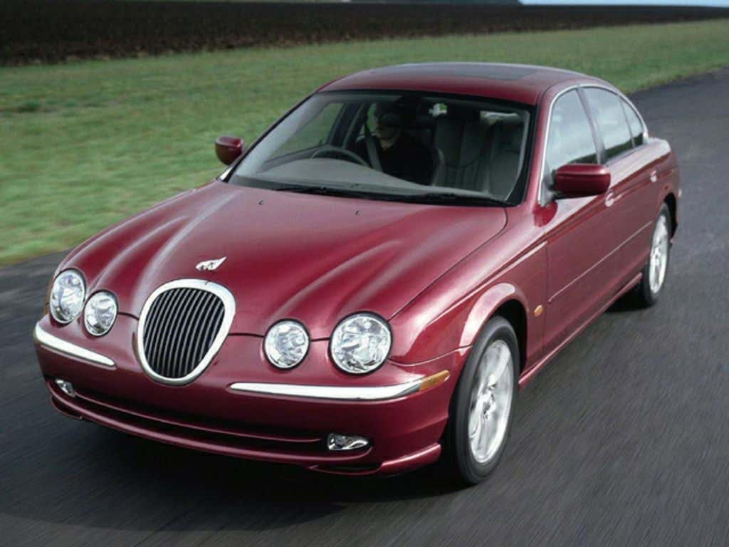 Car With 400 HP Under $10K