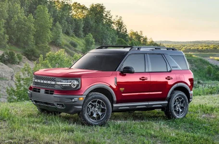 Top 10 Most Comfortable Luxury SUVs For Long Distance Driving in 2023