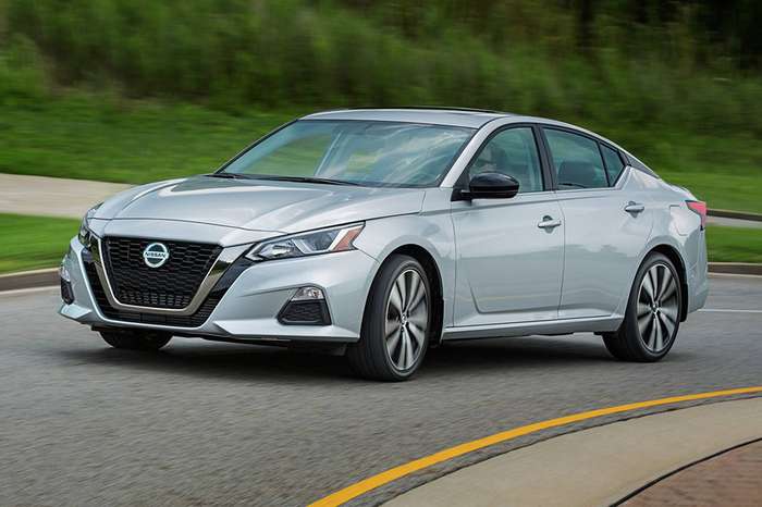 2022 Nissan Altima Car With Bose speakers