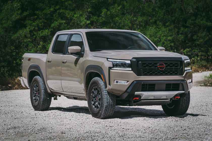 2022 nissan frontier