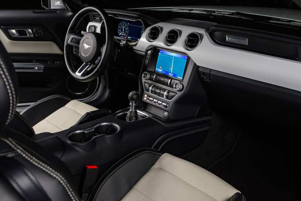 2022 Ford Mustang Interior