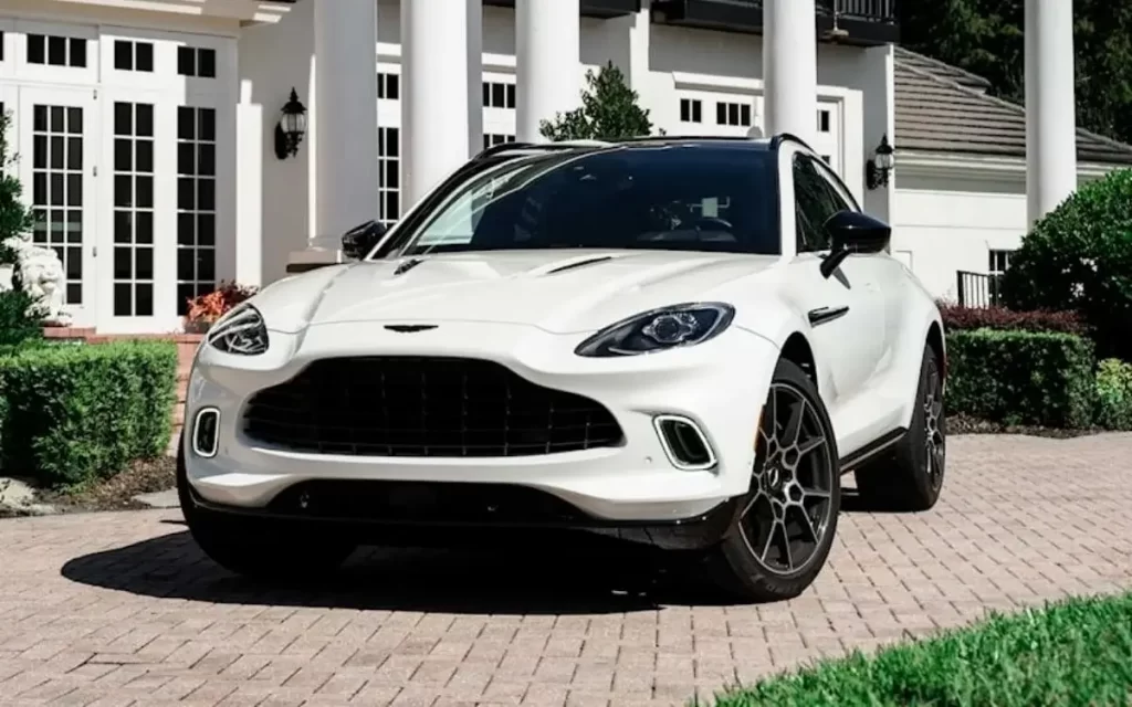 2022 Aston Martin DBX