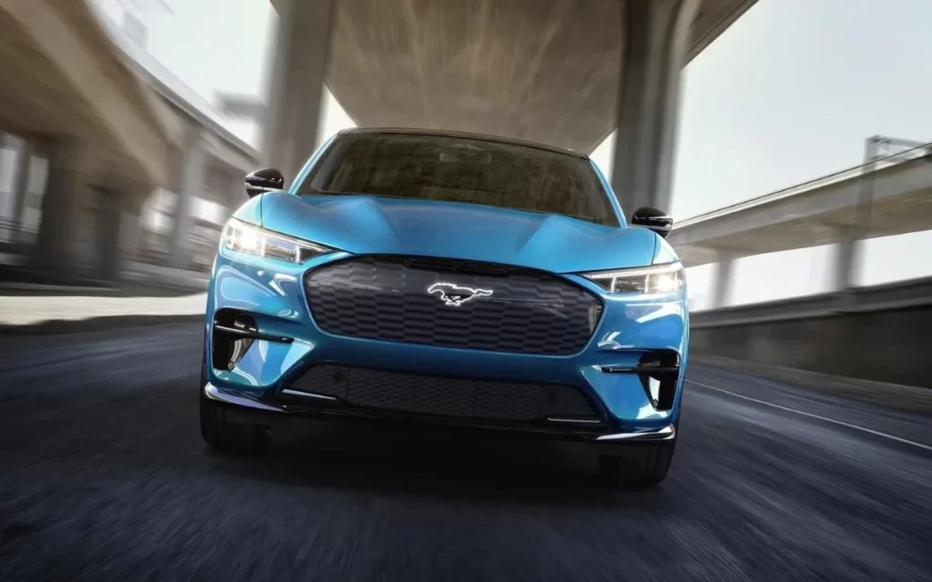 cheapest electric cars with 300 mile range 