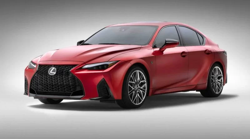 2022 Lexus IS