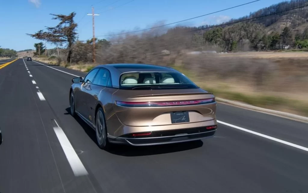 electric cars with 300 mile range