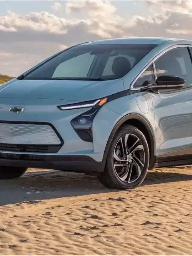 2022 Chevrolet Bolt EV Specs, Price, MPG & Features