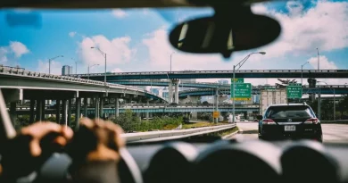 Arriving in the city while moving to Miami by car