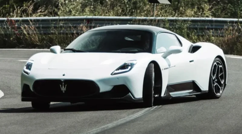 Maserati's Electric Supercar MC20 folgore